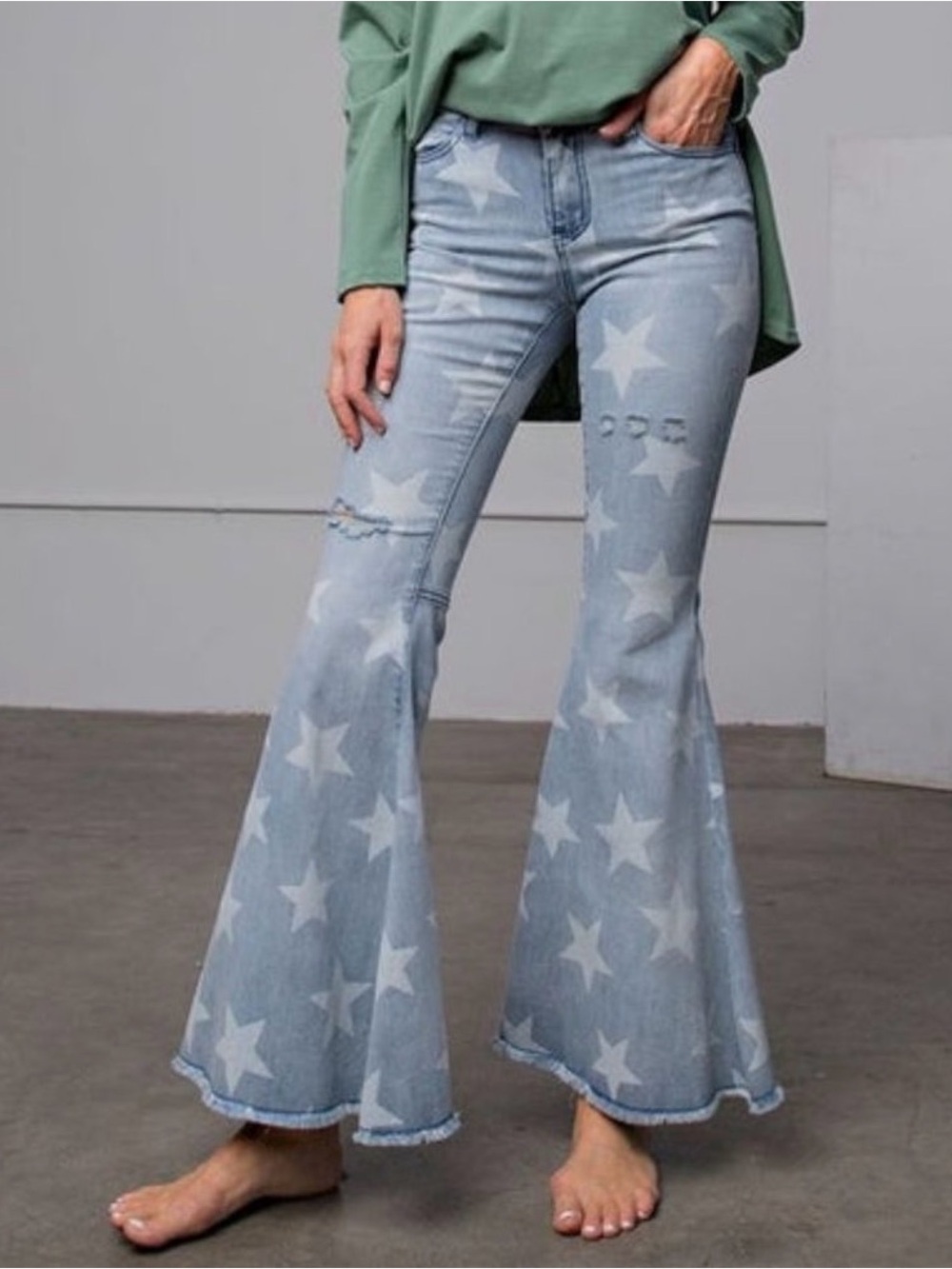 EASEL Star Print Ultra Flare Blue Stretch Jeans Size Size Medium Boho Grunge